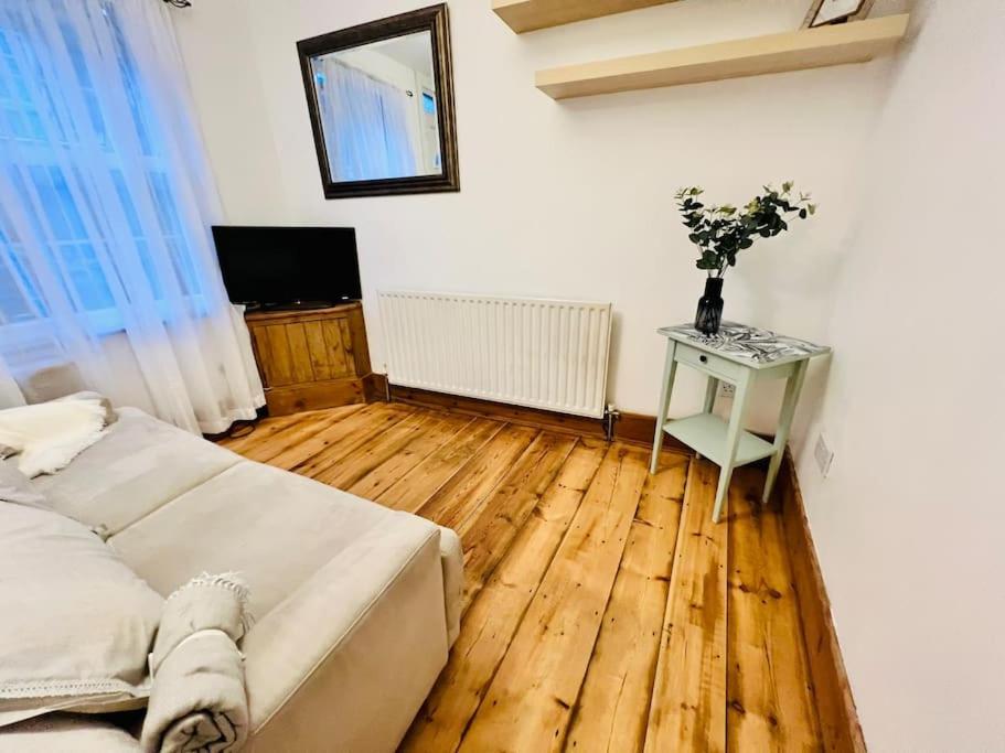 Cosy Cottage In Central Reading Free Parking & Fast Wifi מראה חיצוני תמונה