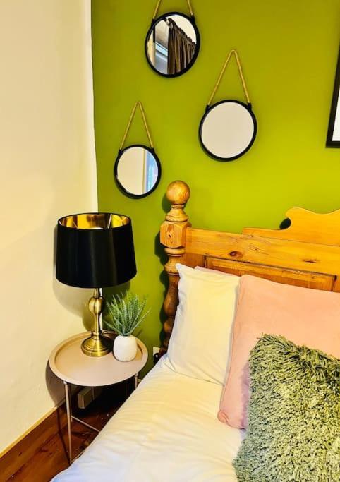 Cosy Cottage In Central Reading Free Parking & Fast Wifi מראה חיצוני תמונה