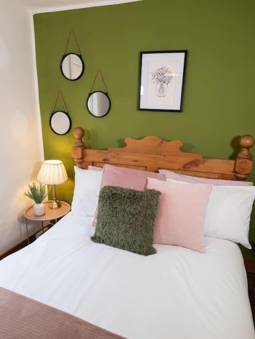 Cosy Cottage In Central Reading Free Parking & Fast Wifi מראה חיצוני תמונה