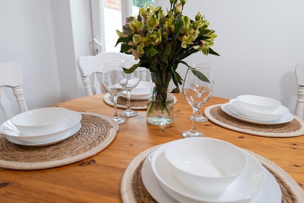 Cosy Cottage In Central Reading Free Parking & Fast Wifi מראה חיצוני תמונה