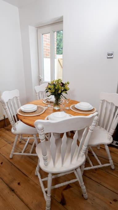 Cosy Cottage In Central Reading Free Parking & Fast Wifi מראה חיצוני תמונה
